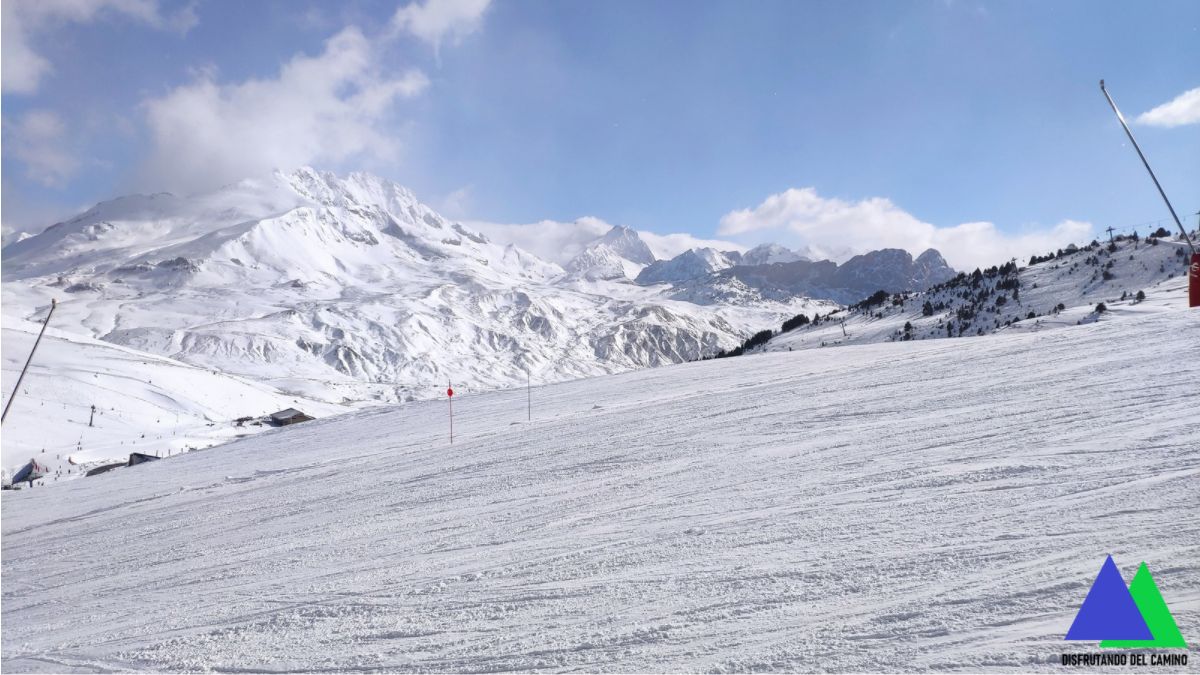 Rutas raqueta Nieve Formigal  Guias de Montaña - Guiasboira